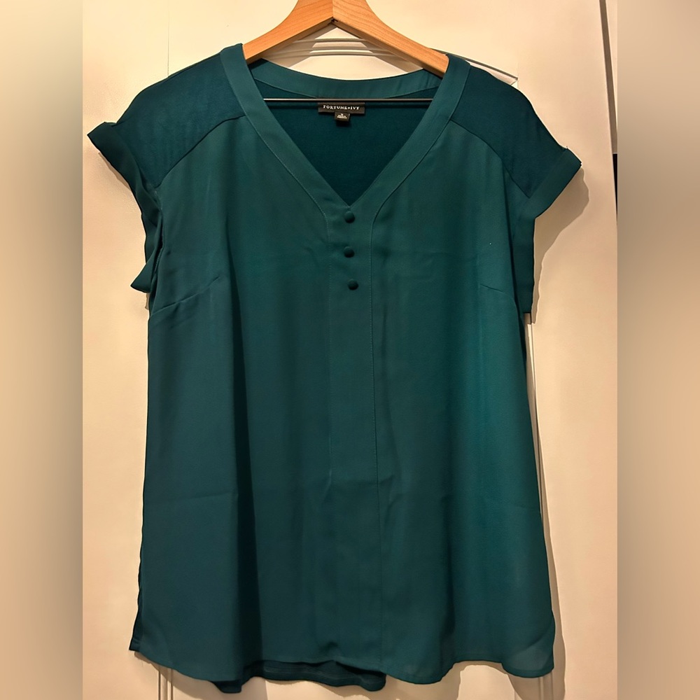 Fortune + Ivy Mixed Material Short Sleeve Blouse
